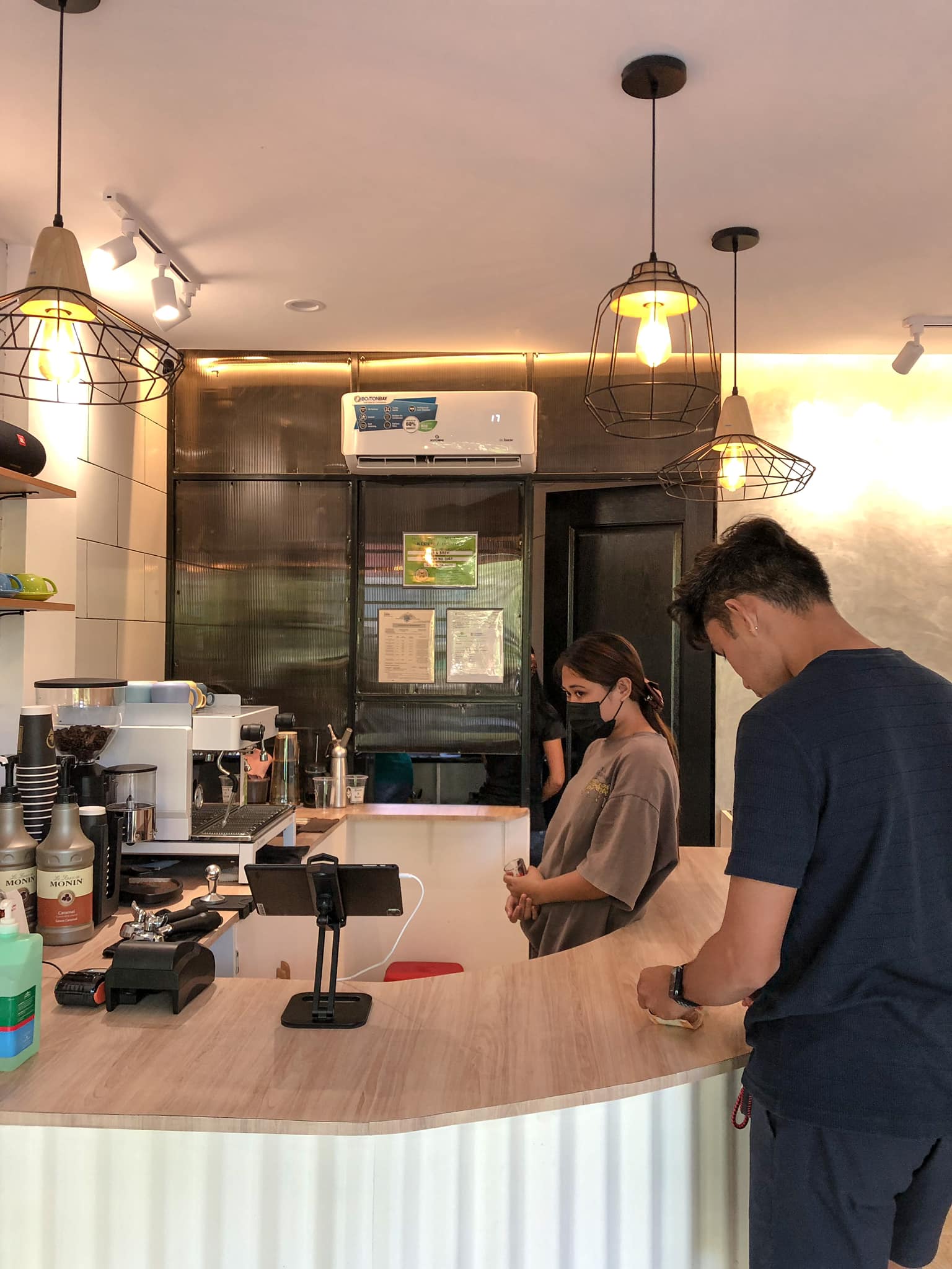 Fresh & Brew Cafe